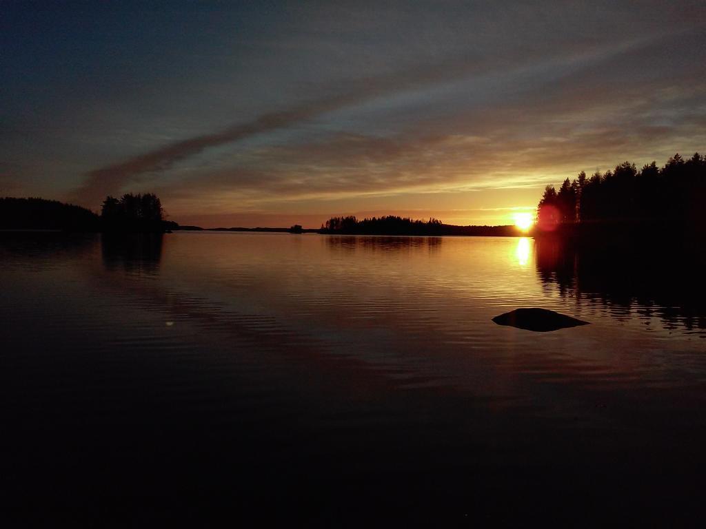 Kuoreksenniemi Villas & Lakehouse Puumala Buitenkant foto
